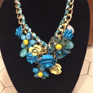 Statement necklace